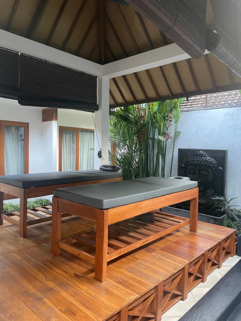 Villa Casablanca Surf Keramas Exterior photo