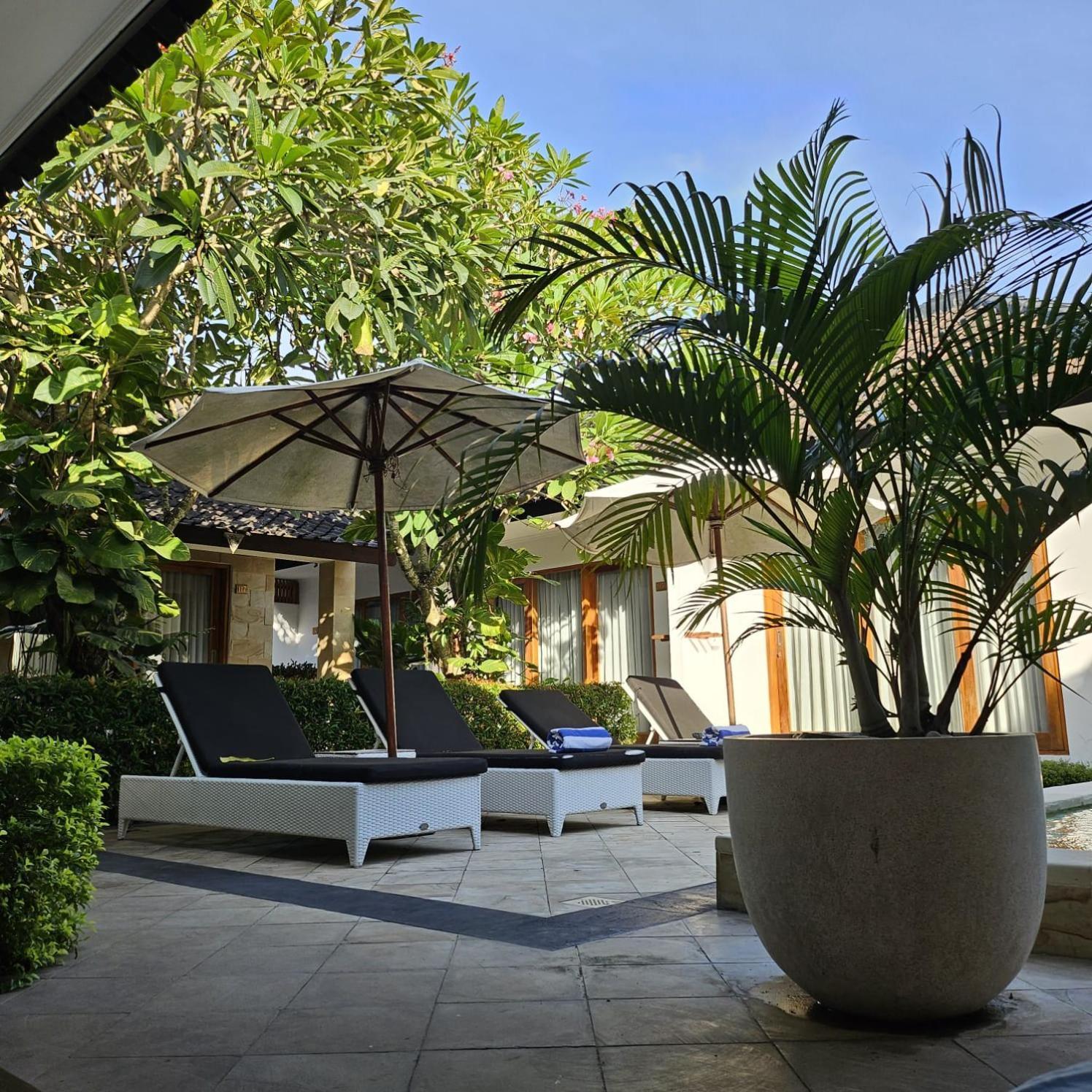 Villa Casablanca Surf Keramas Exterior photo
