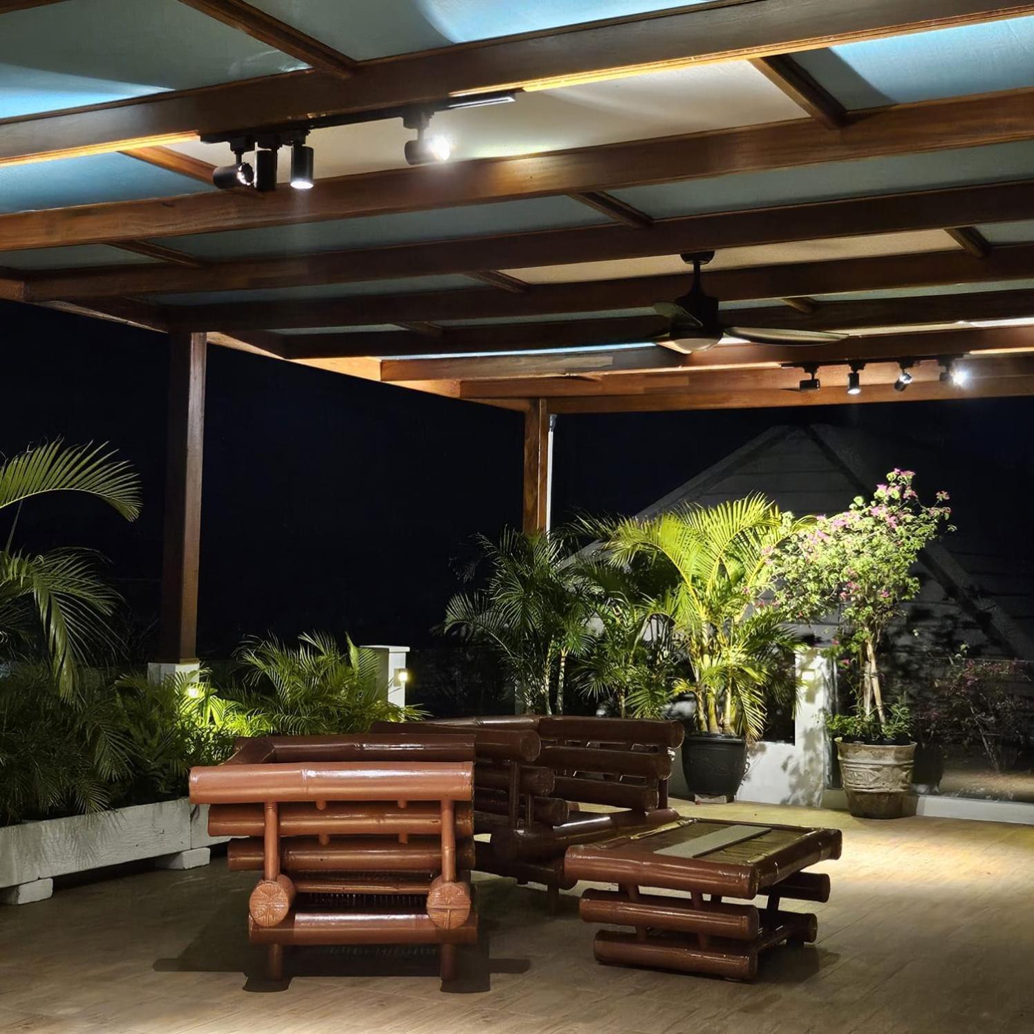 Villa Casablanca Surf Keramas Exterior photo