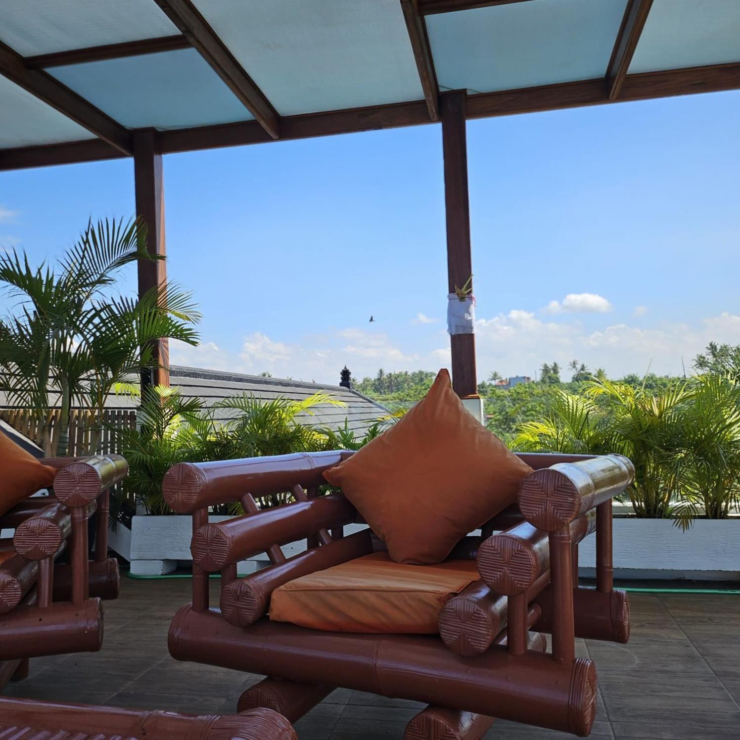 Villa Casablanca Surf Keramas Exterior photo