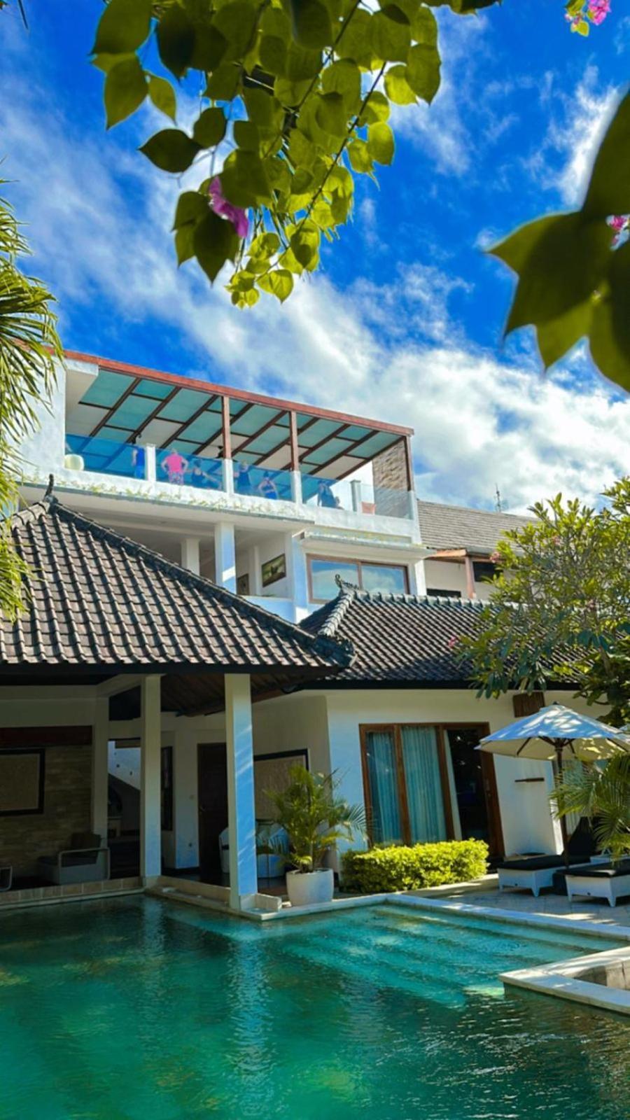 Villa Casablanca Surf Keramas Exterior photo